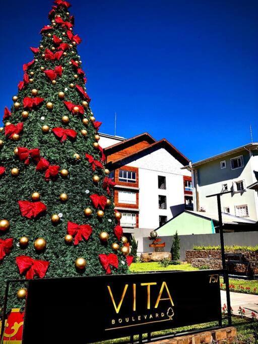 Gramado Centro Ao Lado Das Compras E Rua Coberta Vita Esterno foto